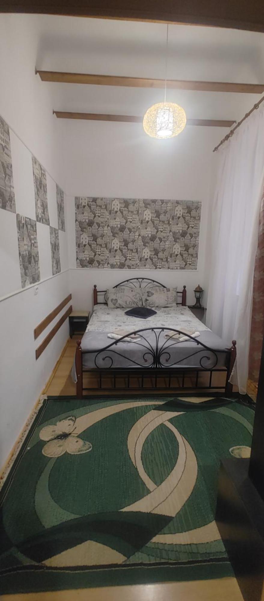 Apartment Near Rynok Square Львів Екстер'єр фото